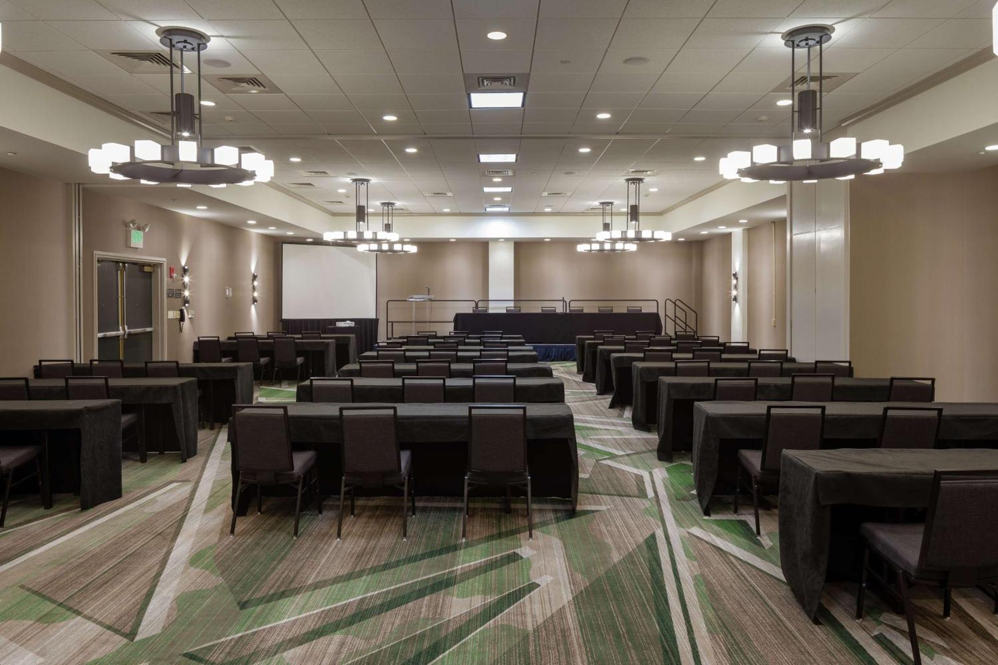 Hilton Birmingham Downtown At Uab Hotel Екстериор снимка